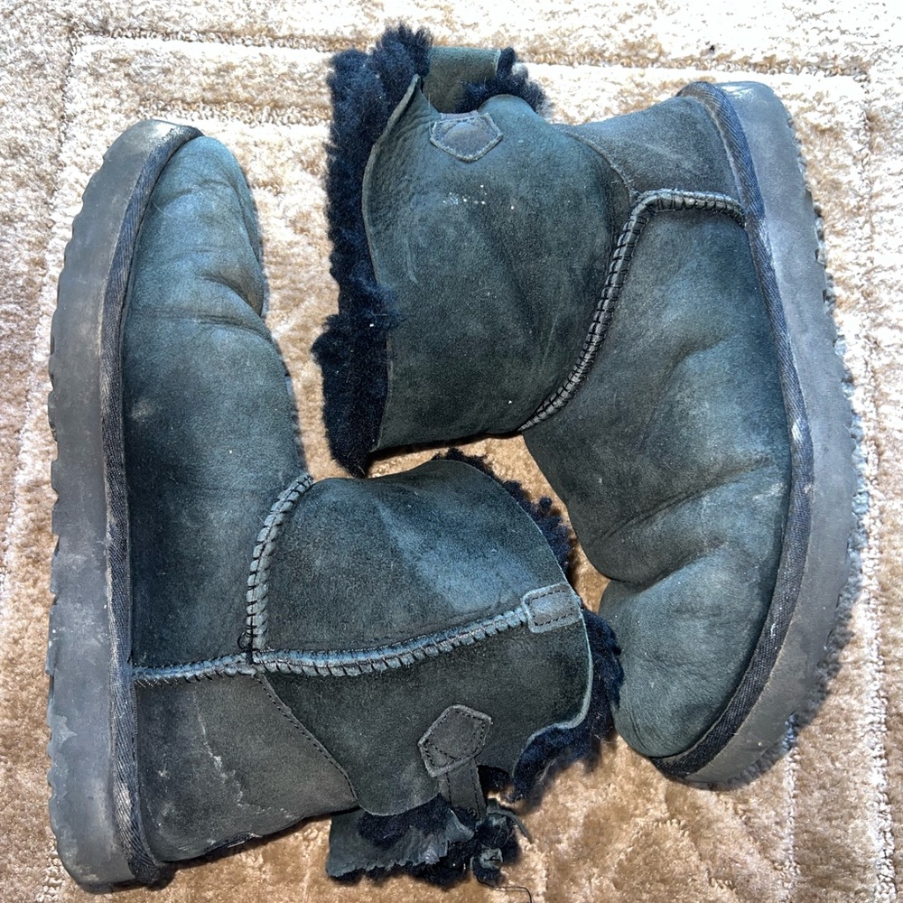 Women’s Bailey Bow Short Black Uggs